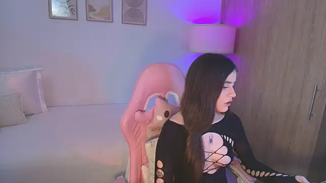 iriswest  online show from October 7, 12:26 am