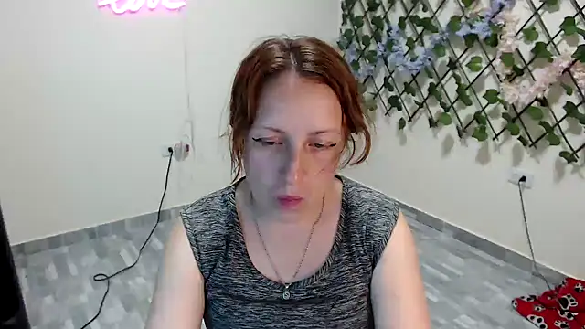 kittykalor09 online show from April 26, 11:02 pm