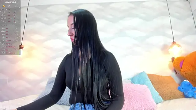 danaythamara1 online show from February 3, 9:18 pm