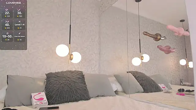 danaythamara1 online show from April 24, 8:33 pm