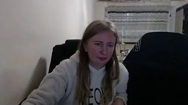 PeterAndJen online show from January 16, 7:10 pm