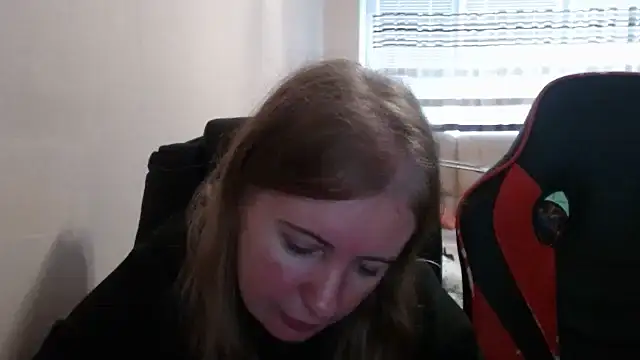 PeterAndJen online show from October 24, 9:05 am