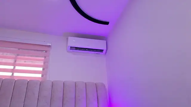 timkerbell  online show from March 10, 7:18 pm