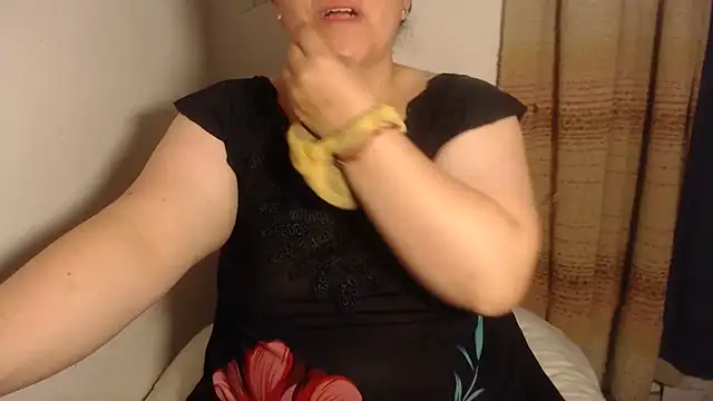 agathamiller01 online show from February 6, 8:45 pm