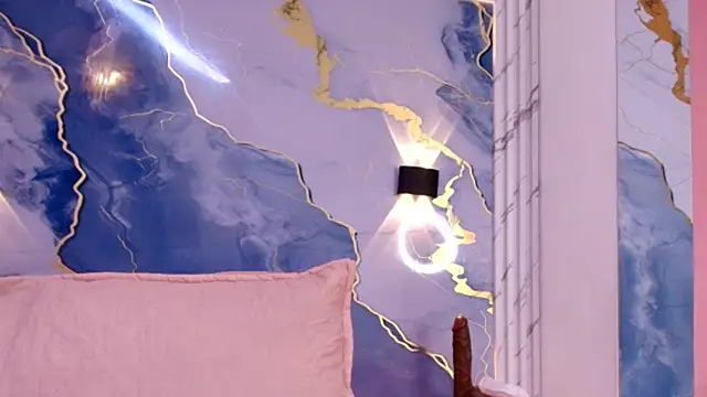 lorrayne  online show from October 4, 12:11 pm