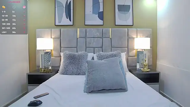 Little Amarantha online show from April 23, 2:52 am