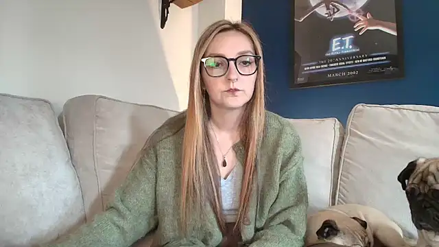 Snapshot of short_sweetpea chatting on October 1, 1:27 pm short sweetpea online show from October 1, 1:27 pm