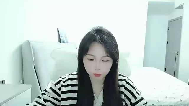 Sunset glow online show from April 28, 2:32 pm