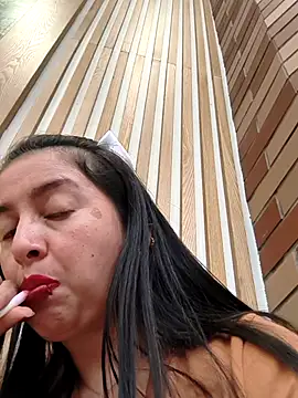 Cherry 1992 online show from April 24, 8:33 pm