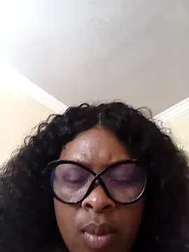 CuteHoney92 online show from April 21, 12:12 pm