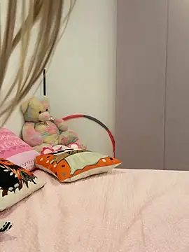Snapshot of MissBecka_ chatting on October 2, 1:21 am MissBecka online show from October 2, 1:21 am