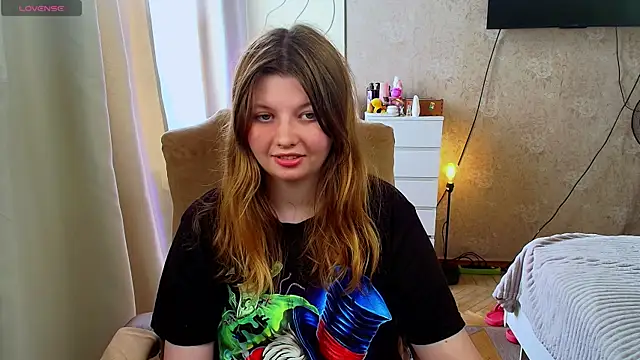 Snapshot of Vivian_cutie chatting on September 17, 1:31 pm Vivian cutie online show from September 17, 1:31 pm