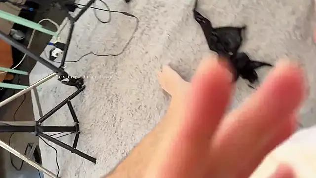 lucycums online show from April 23, 12:29 pm