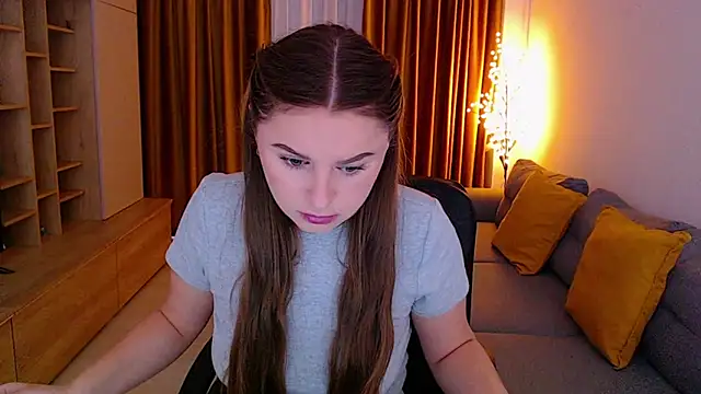  Mia Adams online show from April 21, 6:31 am