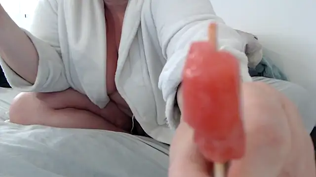 sweeti Em online show from April 21, 5:53 pm