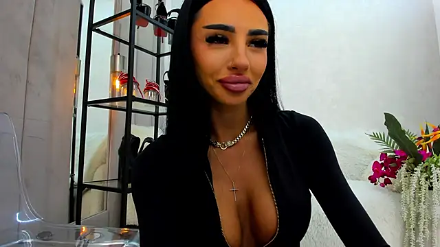 Britney Charm  online show from April 24, 6:49 am