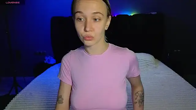 SexyCocobutt online show from April 18, 1:13 pm