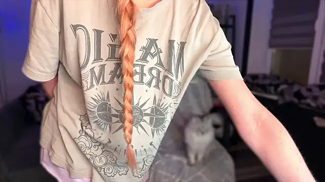 Chanel Gill online show from January 13, 9:30 pm