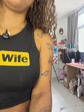 stormyy  online show from April 19, 9:06 pm