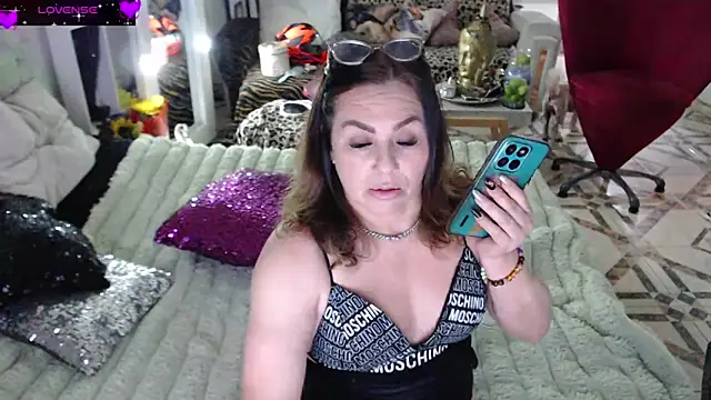 Myrnasexxx online show from March 18, 1:43 am