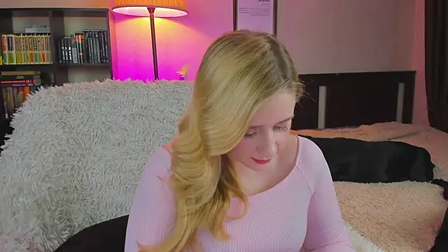 Lav Tender online show from September 23, 10:19 pm