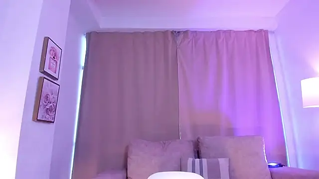 barbie es online show from April 16, 8:08 pm