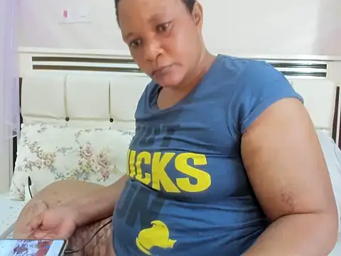 bigbooty29 online show from June 10, 5:17 am