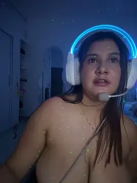 ValleryParker online show from November 10, 8:20 am