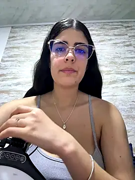 Snapshot of _Niah_ chatting on October 10, 11:20 pm Niah online show from October 10, 11:20 pm