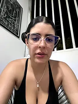 Snapshot of _Niah_ chatting on September 28, 12:50 am Niah online show from September 28, 12:50 am