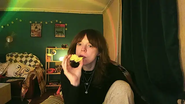 ClancyMorissey online show from October 28, 7:52 pm