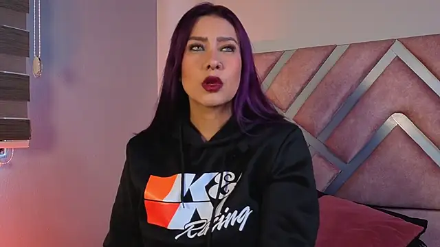  kelly hous36 online show from November 5, 1:05 pm