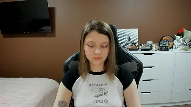 SoniNesti online show from April 16, 2:28 pm