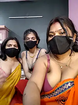 cutee  crazy online show from April 12, 3:48 pm