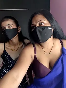 cutee  crazy online show from April 25, 2:03 pm