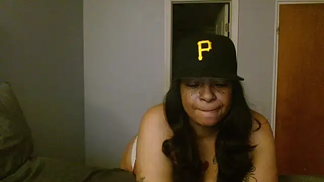 MSweetLindaParks online show from March 12, 10:34 pm