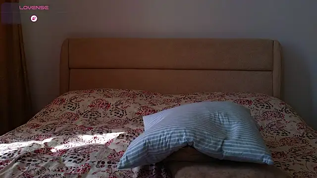 BbyKristy online show from July 18, 7:00 am