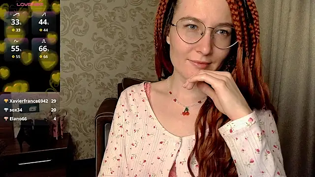 Snapshot of AgnesGraham chatting on September 16, 10:18 pm AgnesGraham online show from September 16, 10:18 pm