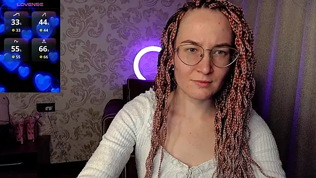 AgnesGraham online show from April 1, 8:17 pm