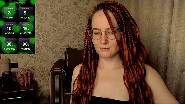 Snapshot of AgnesGraham chatting on September 27, 9:55 pm AgnesGraham online show from September 27, 9:55 pm