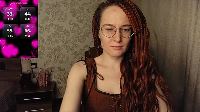 Snapshot of AgnesGraham chatting on October 10, 8:25 pm AgnesGraham online show from October 10, 8:25 pm