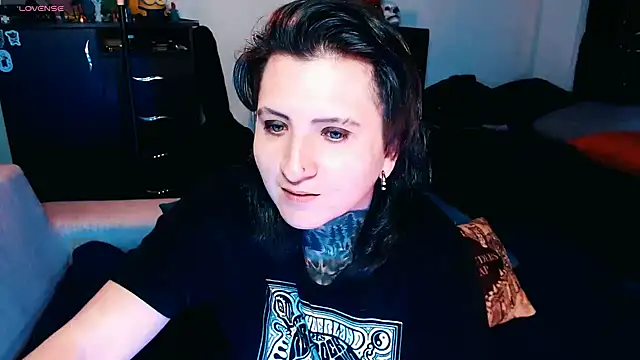 Snapshot of Marieblueeyes chatting on September 30, 1:11 am Marieblueeyes online show from September 30, 1:11 am