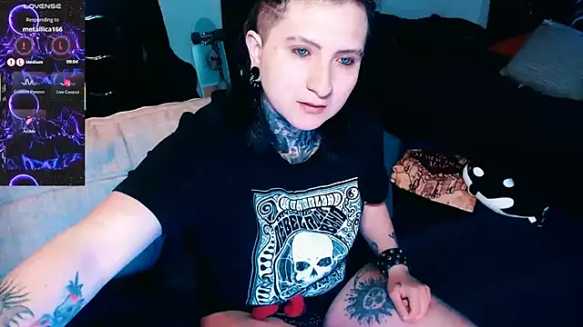 Snapshot of Marieblueeyes chatting on September 25, 4:17 pm Marieblueeyes online show from September 25, 4:17 pm