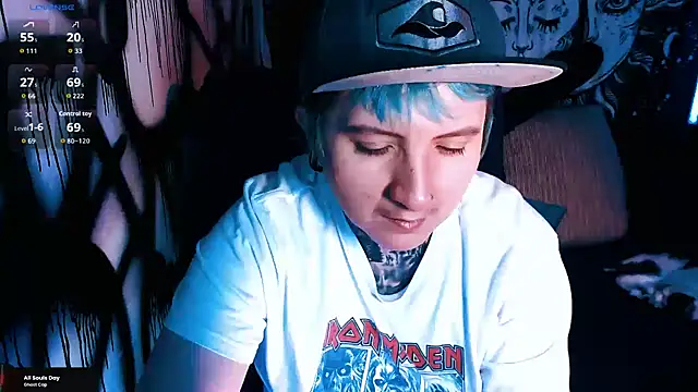 Marieblueeyes online show from April 25, 3:42 am