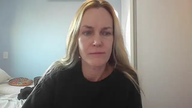 Annylove1 online show from June 9, 10:58 am