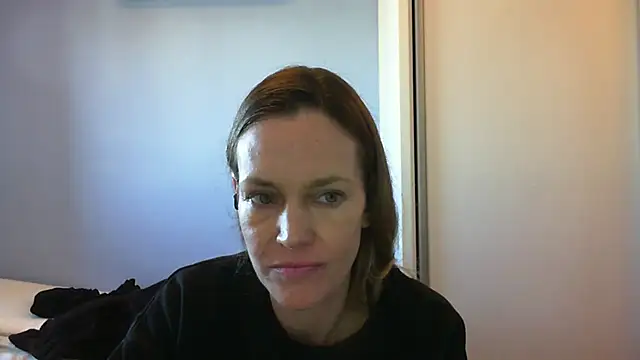 Annylove1 online show from October 21, 10:52 am