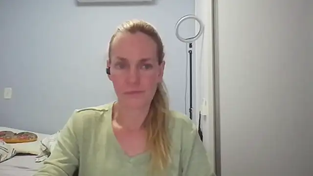 Annylove1 online show from March 9, 12:14 am