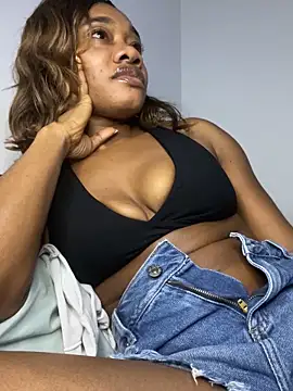  yisela  online show from November 11, 12:39 am