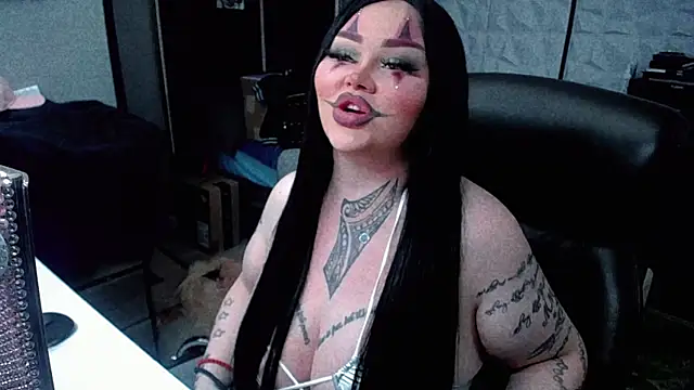 sheylagoddess11 online show from November 1, 7:34 am