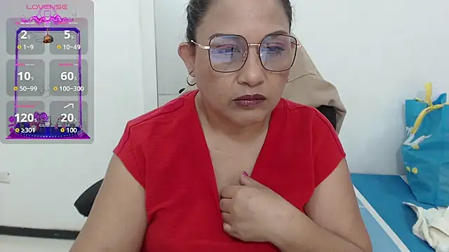 Snapshot of Katha_Marck chatting on October 6, 12:33 pm Katha Marck online show from October 6, 12:33 pm